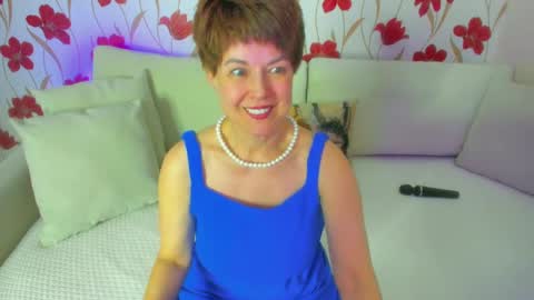 Jenn online show from April 5, 2026, 2:25 pm