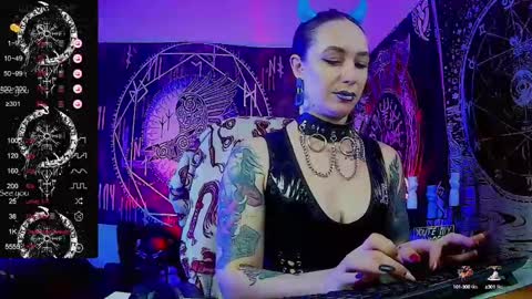 Snapshot of jennalovvee chatting on December 10, 2024, 12:28 am Mrs. Jenna online show from December 10, 2024, 12:28 am