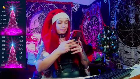 Snapshot of jennalovvee chatting on December 19, 2024, 8:23 am Mrs. Jenna online show from December 19, 2024, 8:23 am