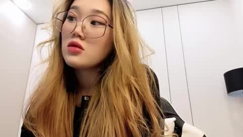 JENNA online show from February 4, 2026, 3:18 pm