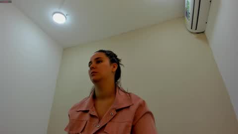 jenner_madison online show from March 12, 2026, 12:33 pm