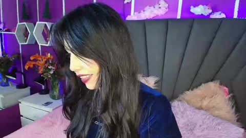 Jenner online show from December 15, 2024, 7:13 am