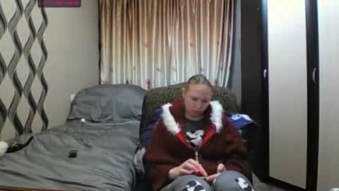 JenniDeep online show from February 18, 2026, 5:42 pm