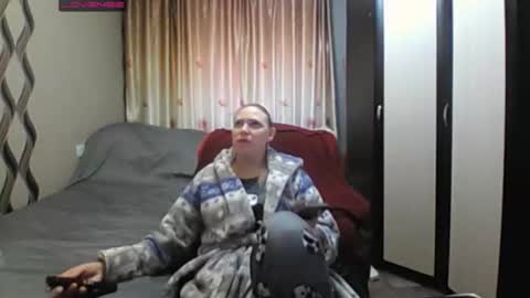 JenniDeep online show from March 3, 2026, 12:00 pm