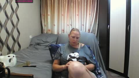 Snapshot of jennideep chatting on July 3, 2026, 1:06 pm JenniDeep online show from July 3, 2026, 1:06 pm