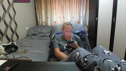 Snapshot of jennideep chatting on July 4, 2026, 9:37 am JenniDeep online show from July 4, 2026, 9:37 am