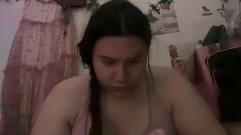 jennifer_robbie online show from June 15, 2026, 2:47 am