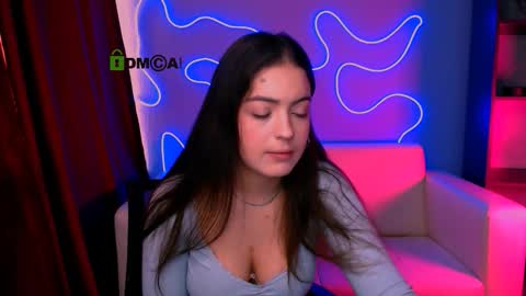 jennifer_sheil online show from March 25, 2026, 12:00 pm