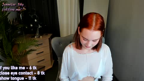 Jennifer online show from December 13, 2024, 1:33 pm