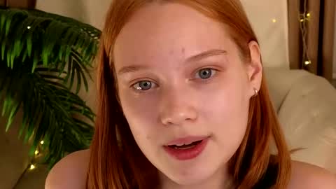 Jennifer online show from November 9, 2025, 2:26 pm