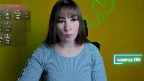 Jennifer online show from October 24, 2025, 11:28 am