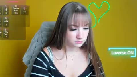 Jennifer online show from October 26, 2025, 12:22 pm