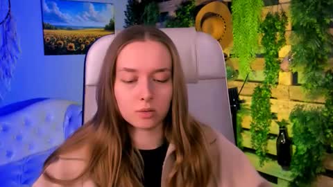 Snapshot of jennifergraces chatting on October 8, 2025, 10:46 am Jennifer online show from October 8, 2025, 10:46 am