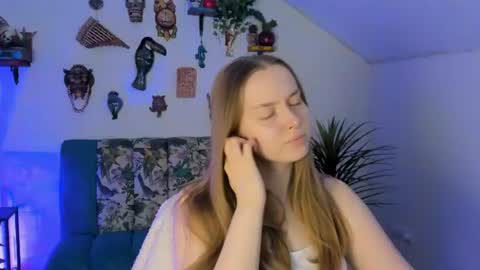 Snapshot of jennifergraces chatting on June 11, 2026, 4:38 pm Jennifer online show from June 11, 2026, 4:38 pm