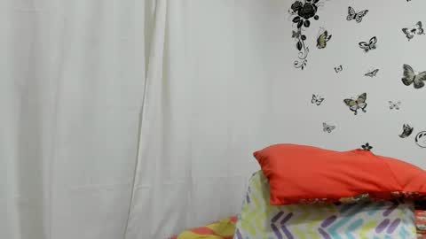 jenniferloveyou online show from February 19, 2025, 8:52 pm