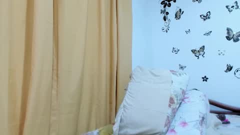 jenniferloveyou online show from September 28, 2025, 4:45 pm