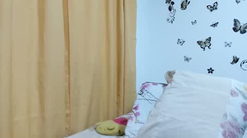 jenniferloveyou online show from October 25, 2025, 9:17 am