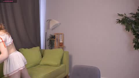 Sofia  online show from May 15, 2026, 9:05 am