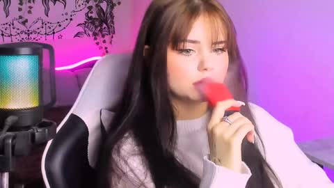 Snapshot of jenniferwandis77 chatting on December 2, 2024, 9:02 am Jenni online show from December 2, 2024, 9:02 am