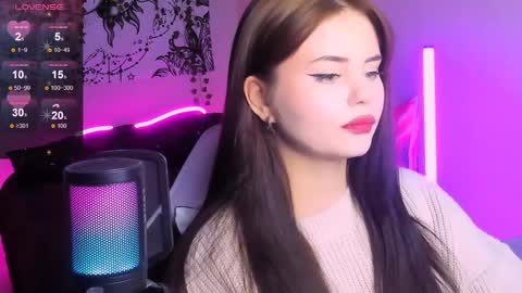 Snapshot of jenniferwandis77 chatting on December 14, 2024, 1:28 am Jenni online show from December 14, 2024, 1:28 am