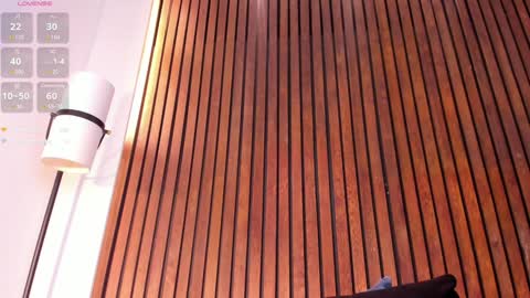 Snapshot of jennmiller_ chatting on February 6, 2025, 3:20 pm online show from February 6, 2025, 3:20 pm