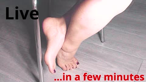 Jenny online show from February 2, 2025, 11:19 am