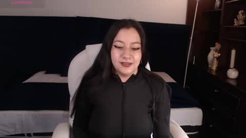 Snapshot of jenny_golden1 chatting on November 17, 2025, 2:45 pm Jenny online show from November 17, 2025, 2:45 pm