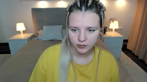 Jenny online show from October 25, 2025, 1:13 am