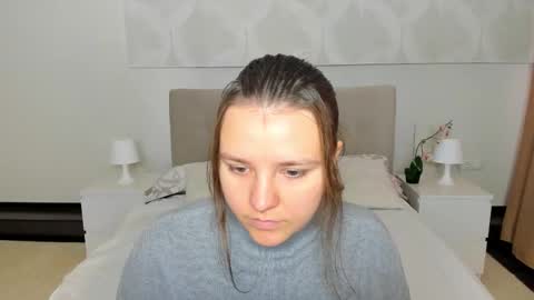 Jenny online show from November 6, 2025, 9:21 am