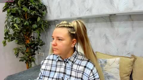 Jenny online show from February 16, 2026, 1:13 am