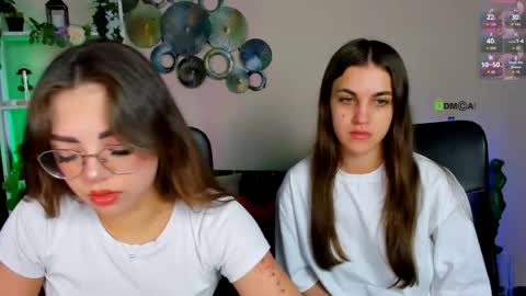 Jenny online show from April 18, 2026, 9:35 am