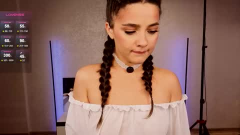 Snapshot of jenny_rosex chatting on September 26, 2025, 5:17 pm Jenny online show from September 26, 2025, 5:17 pm
