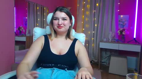 jenny_smitx online show from February 19, 2025, 3:16 pm