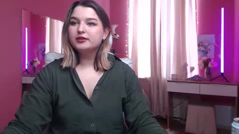 jenny_smitx online show from February 24, 2025, 8:38 am