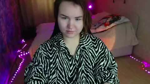 Jenny online show from March 11, 2026, 5:02 am