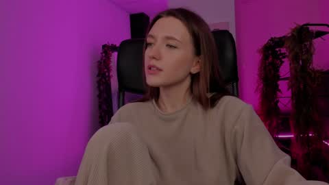 Jenny NO Nude online show from December 2, 2024, 5:15 am