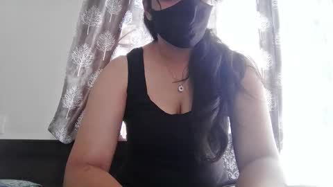 Jenny online show from November 6, 2025, 4:13 am