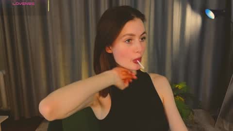 jennyfer_me online show from March 24, 2026, 12:43 pm