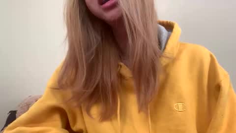 Snapshot of jennymylove69 chatting on November 22, 2025, 3:55 pm My LOLITA online show from November 22, 2025, 3:55 pm