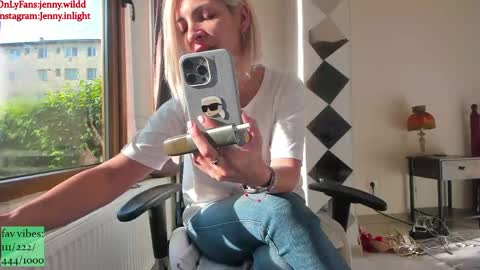 Snapshot of jennywildd chatting on May 19, 2026, 5:03 am infamous blondiechloe. Jennyjennywildd online show from May 19, 2026, 5:03 am