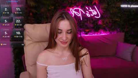 Snapshot of jennyyluv chatting on March 10, 2025, 8:23 pm JENNY online show from March 10, 2025, 8:23 pm