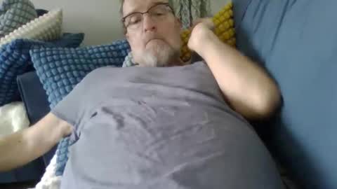 jens19651 online show from February 25, 2026, 8:02 am