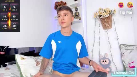 Snapshot of jeremy_salvatore_ chatting on January 31, 2026, 11:25 pm jero independent model online show from January 31, 2026, 11:25 pm