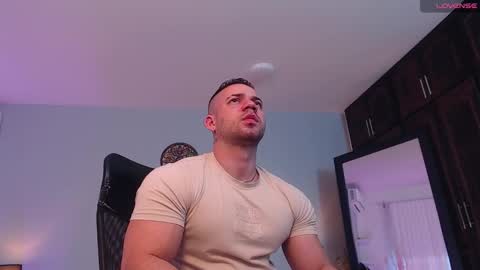 Snapshot of jeremylowe chatting on January 13, 2025, 1:06 pm Jeremy Lowe online show from January 13, 2025, 1:06 pm