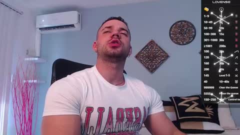 Snapshot of jeremylowe chatting on January 16, 2025, 4:39 pm Jeremy Lowe online show from January 16, 2025, 4:39 pm