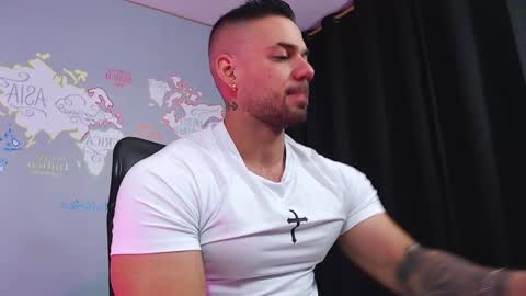 Snapshot of jeremylowe chatting on November 17, 2025, 1:39 pm Jeremy Lowe online show from November 17, 2025, 1:39 pm