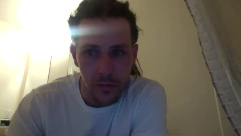 jerome jizzel online show from October 16, 2025, 8:32 pm