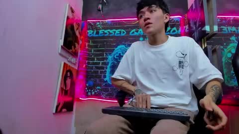 jeronimo_ferrer online show from May 4, 2026, 4:30 am