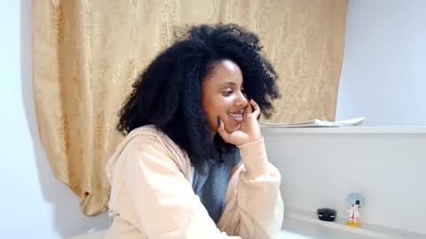 Bella online show from February 23, 2026, 11:02 pm