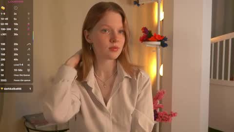 Molly online show from September 14, 2025, 3:33 pm